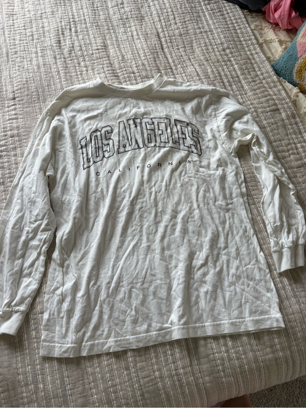Brandy Melville White 'Los Angeles' Long-Sleeve Tee